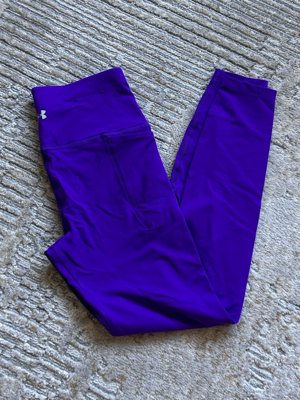 Under Armour Women Purple leggings size XS